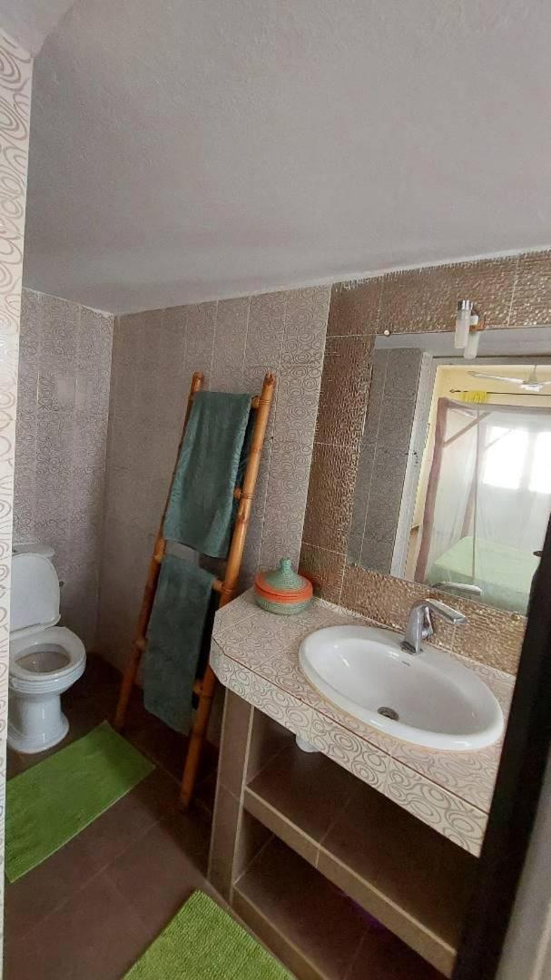 B&B Pieds Dans L'Eau Popenguine Экстерьер фото